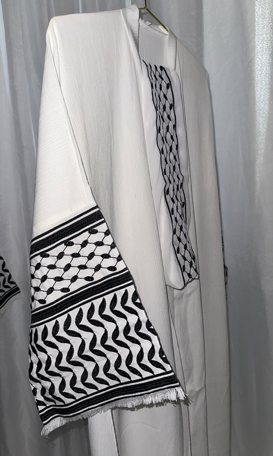 Kuffiyeh Abaya in White