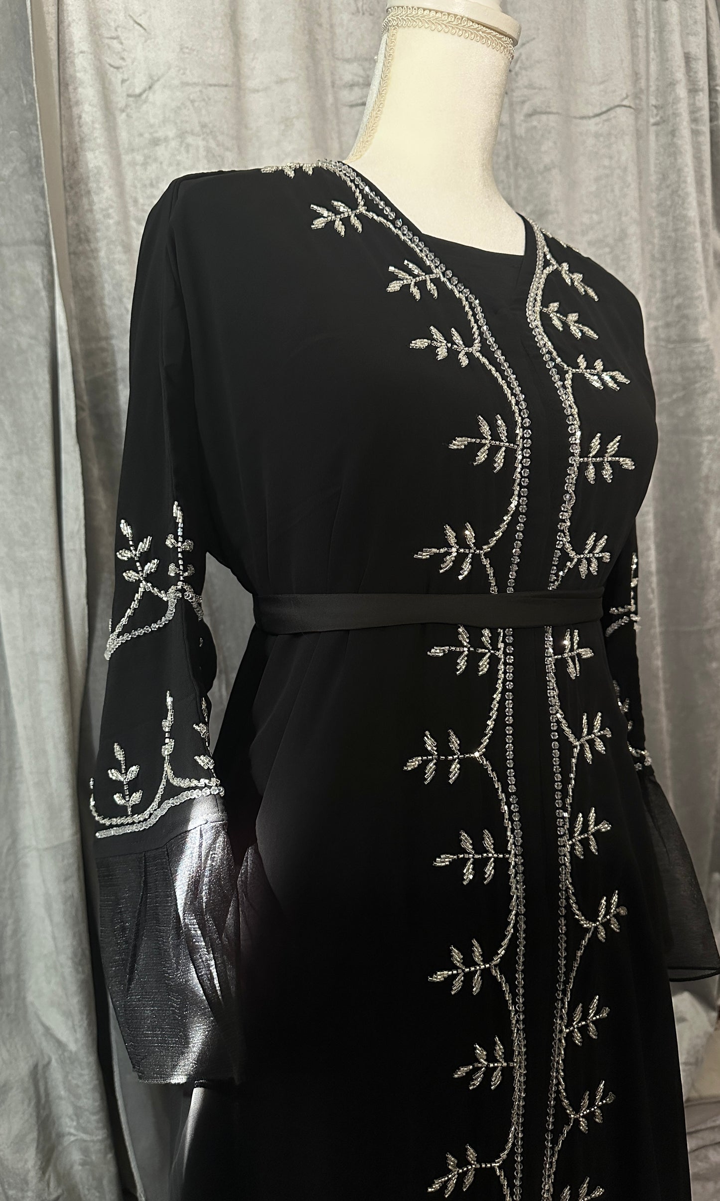 Zara Abaya