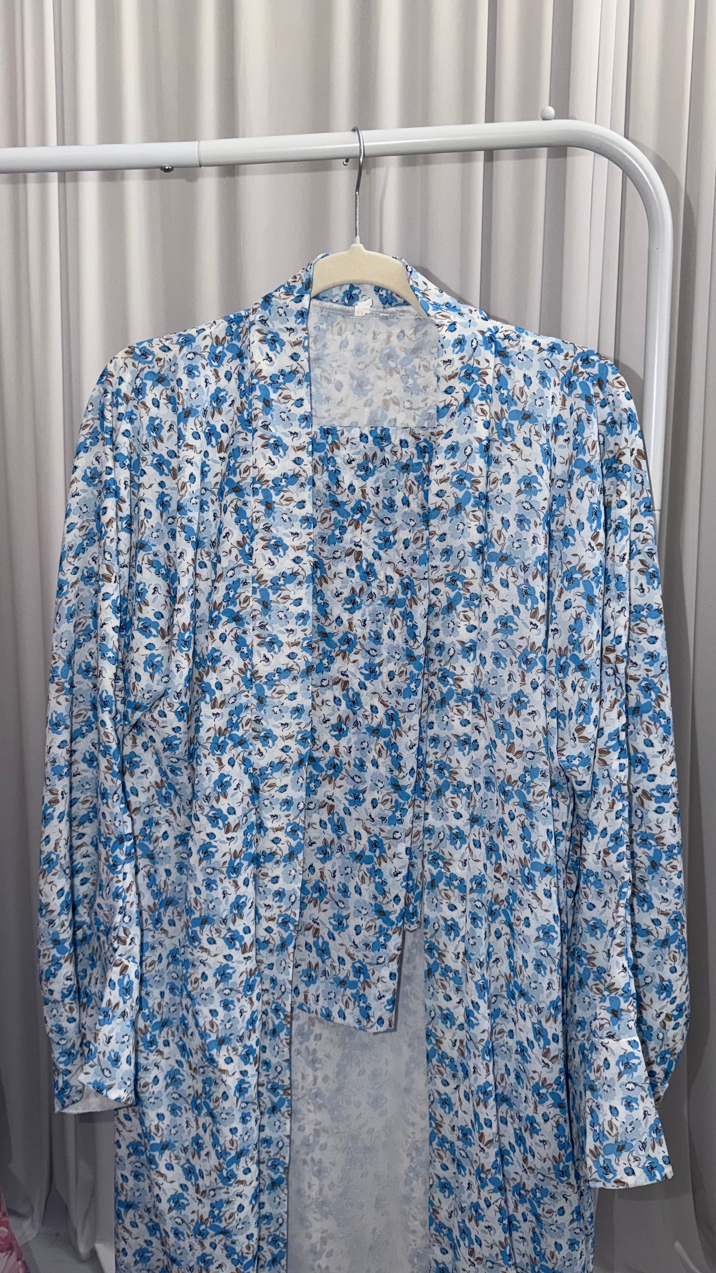 Warda Bloom - Floral Print