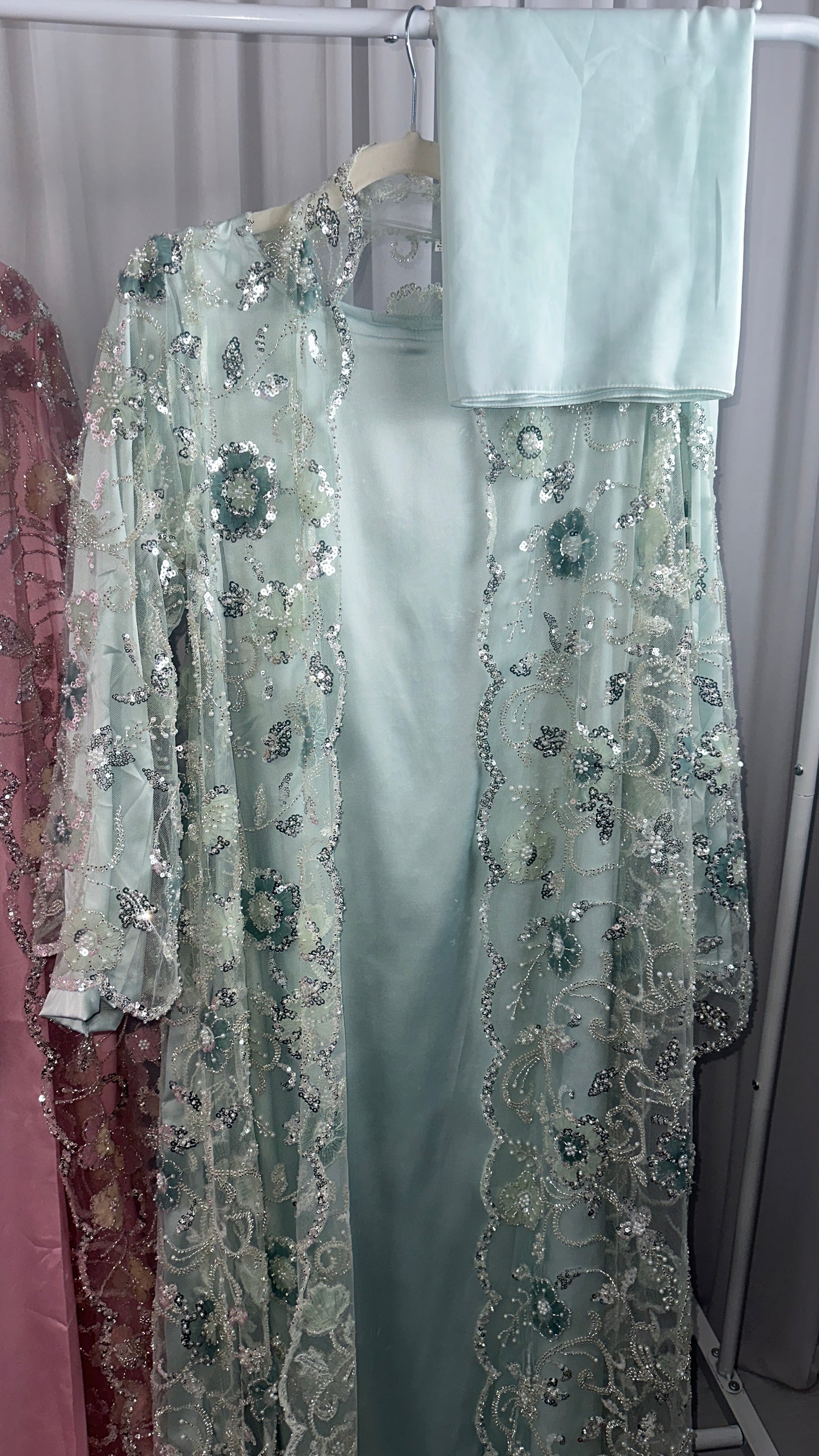 BLOSSOM LIMITED EDITION DRESS (sage)