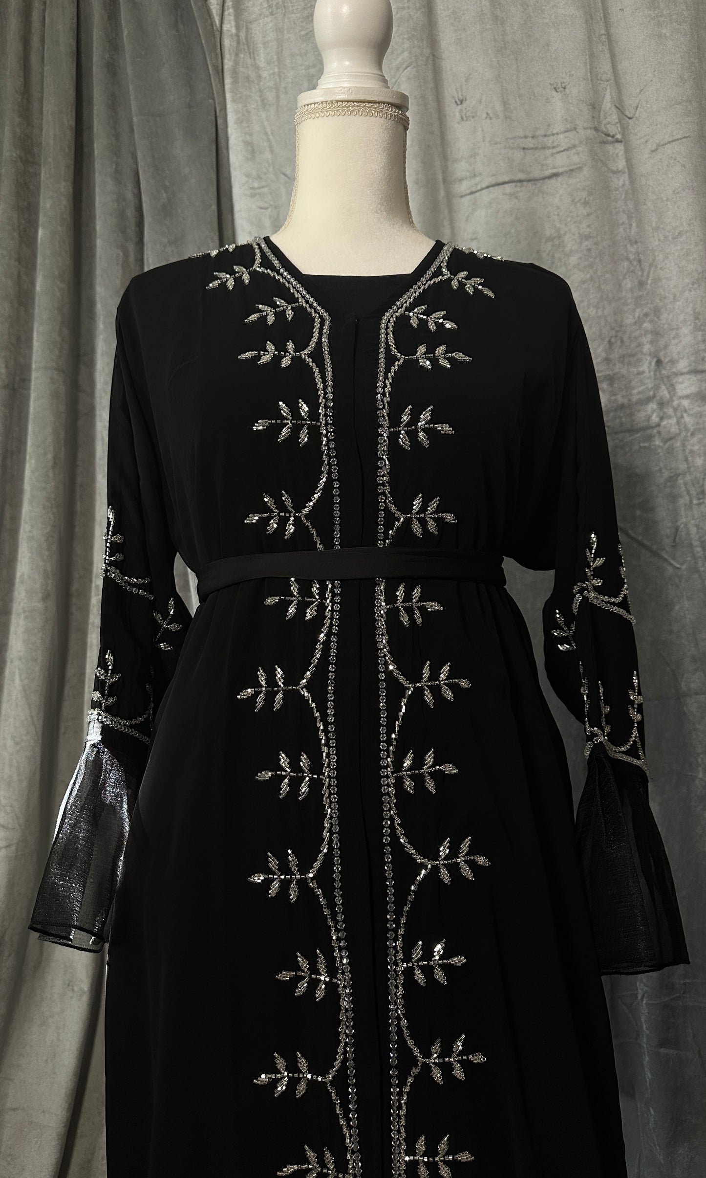 Zara Abaya